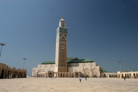 La impactante Mezquita de Hassan II en Casablanca (clickear para agrandar imagen)